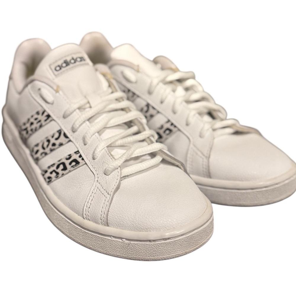 Adidas grand court White leopard animal print athletic tennis shoes size 8.5